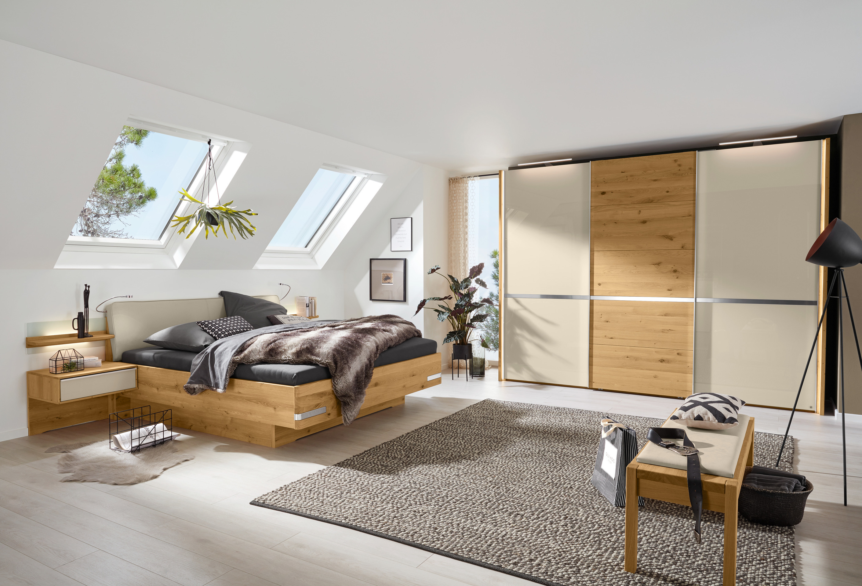 Schlafzimmer Savona 2.0 Eiche bianco, Absetzung Champagner, Kopfteil Champagner Schlafzimmer Savona 2.0 Eiche bianco, Absetzung Champagner, Kopfteil Champagner