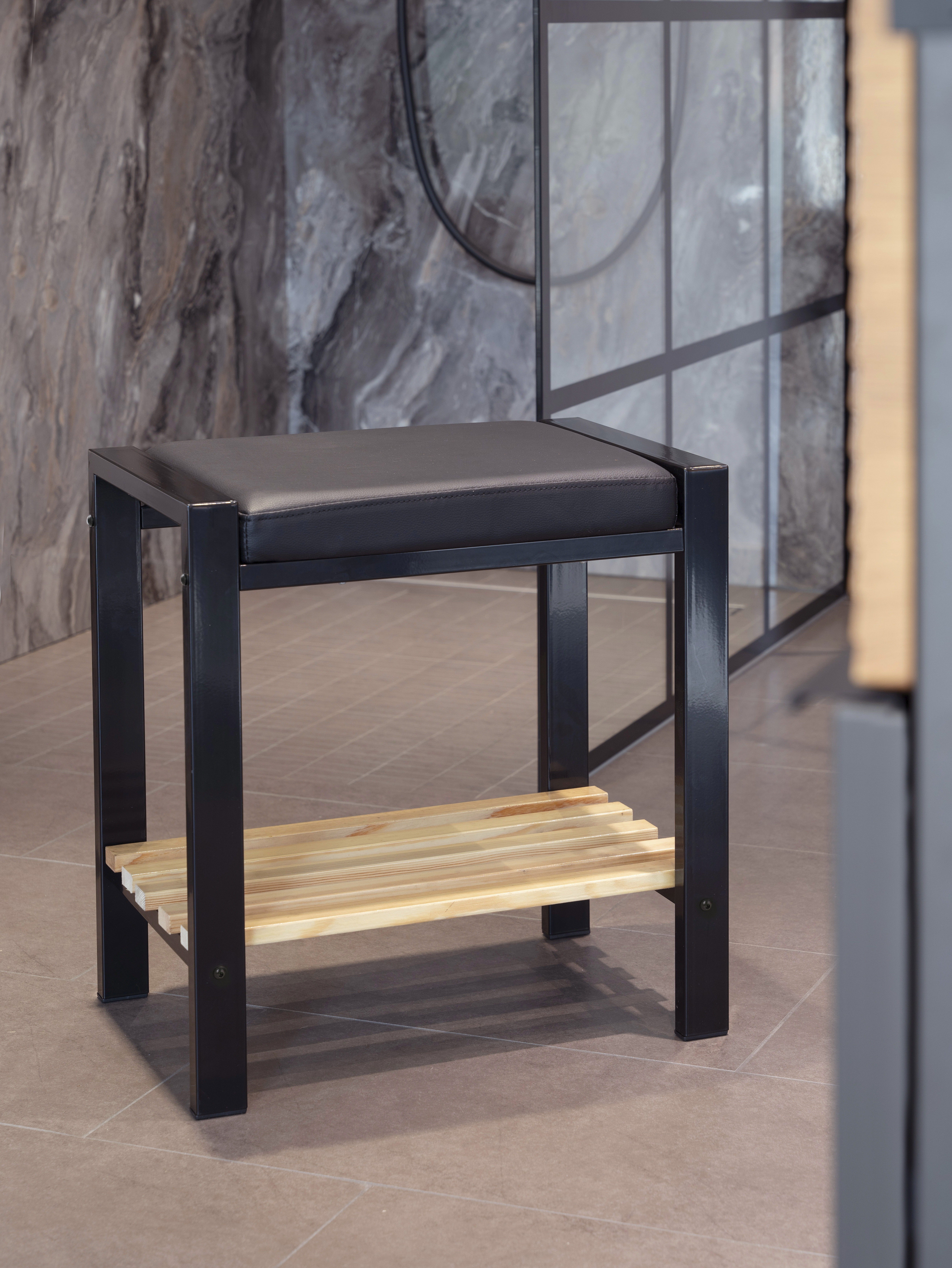 Hocker Lore Schwarz