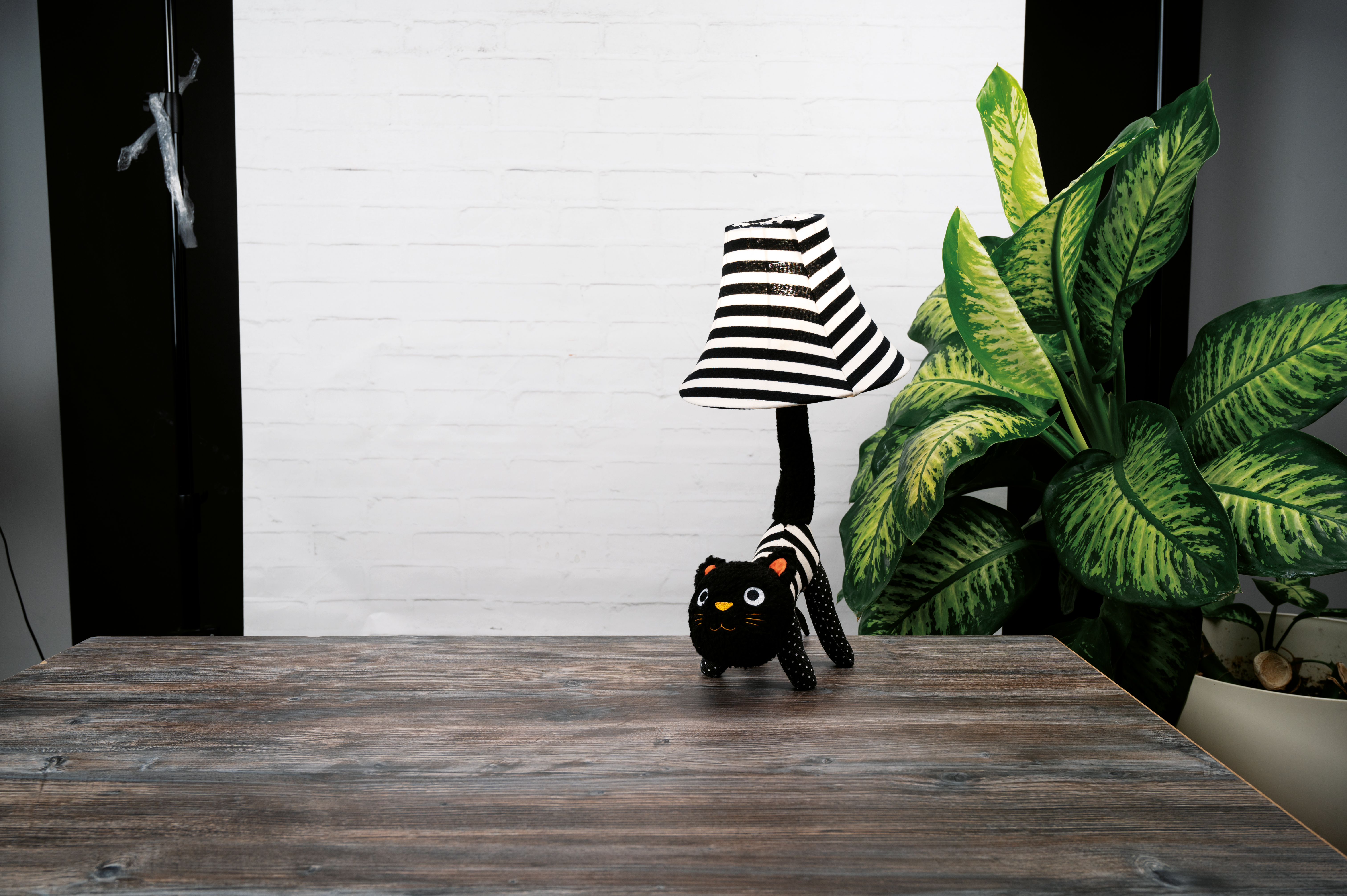Tischleuchte Baby Luna Schwarz Orange Weiß Tischleuchte Baby Luna Schwarz Orange Weiß