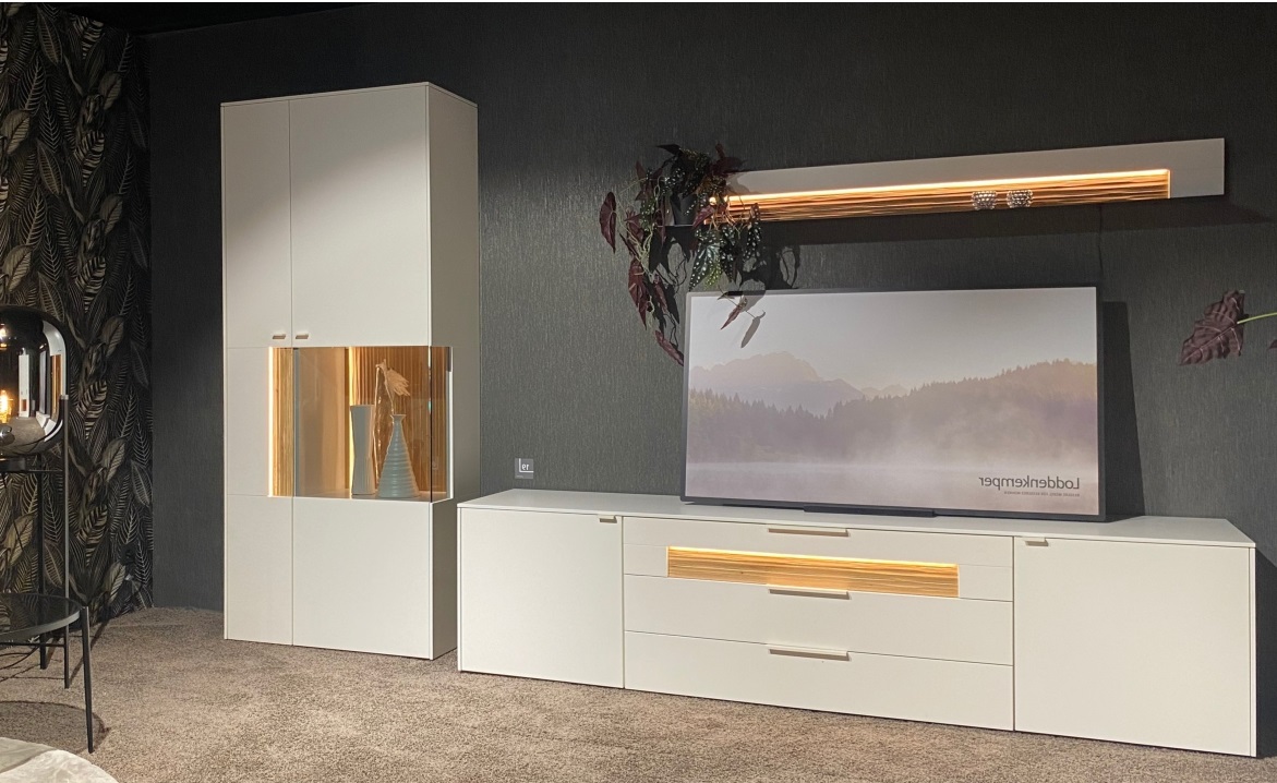 Francesca Garibaldi Wohnwand Linee Living 3-teilig Weiß 52*347*214.5 Francesca Garibaldi Wohnwand Linee Living 3-teilig Weiß 52*347*214.5