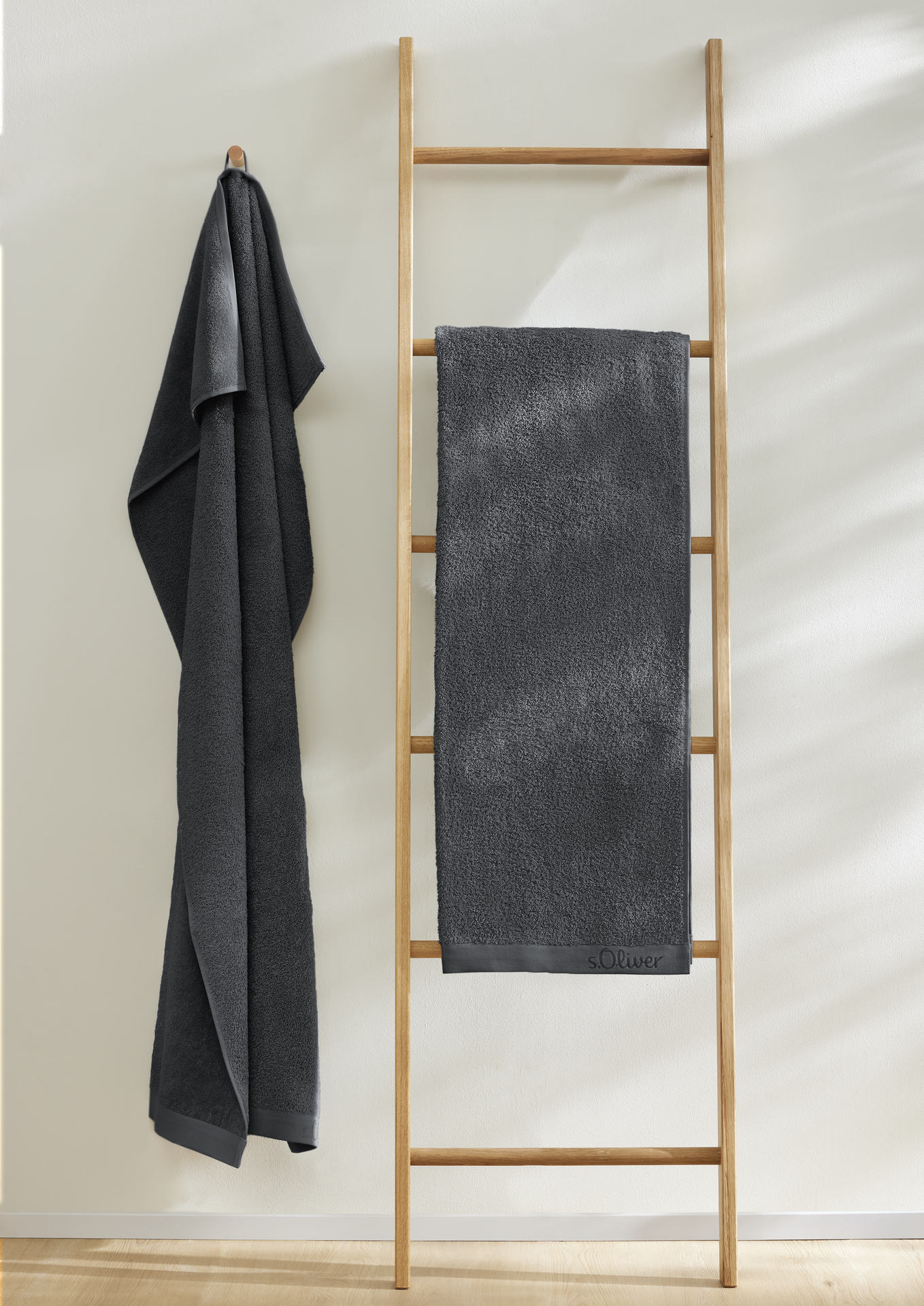 s.Oliver Duschtuch Schwarz 70x140cm