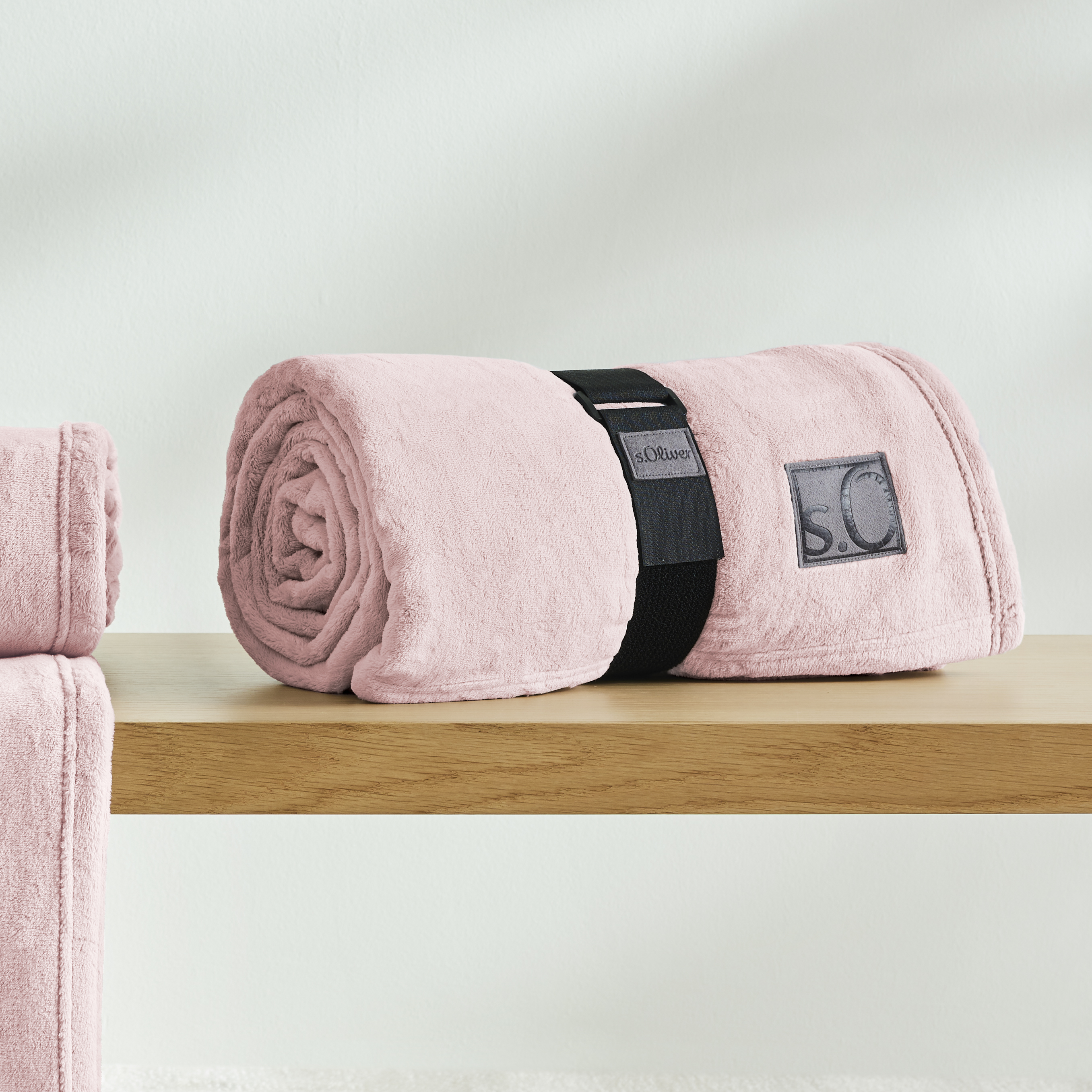 welches möbelhaus hat heute geöffnet Palm Home Interior – Ihr Kontakt zu uns 3 teiliges bettbezug set – höffner mitarbeiter main image 0