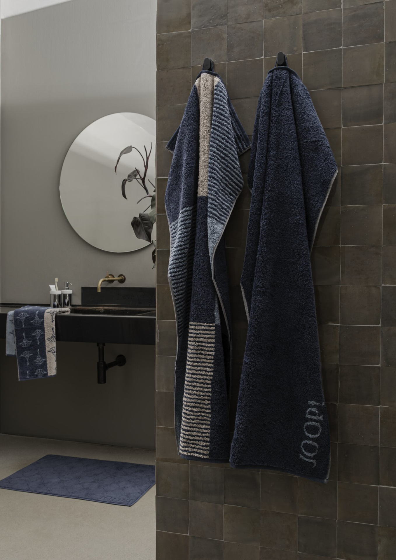 JOOP! Duschtuch Devided Aqua 80x150cm JOOP! Duschtuch Devided Aqua 80x150cm