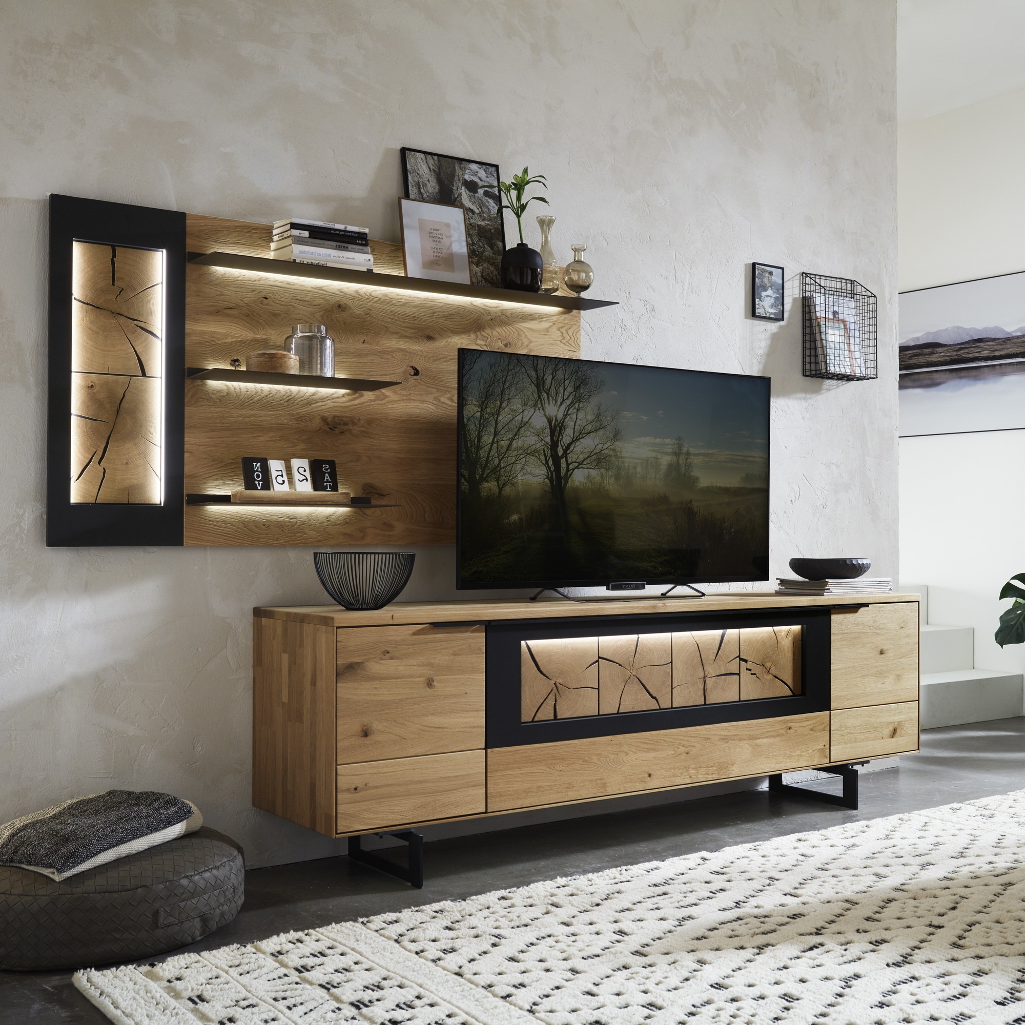 Wöstmann Wohnwand WM 1910 Eichefarben inklusive Beleuchtung Wöstmann Wohnwand WM 1910 Eichefarben inklusive Beleuchtung