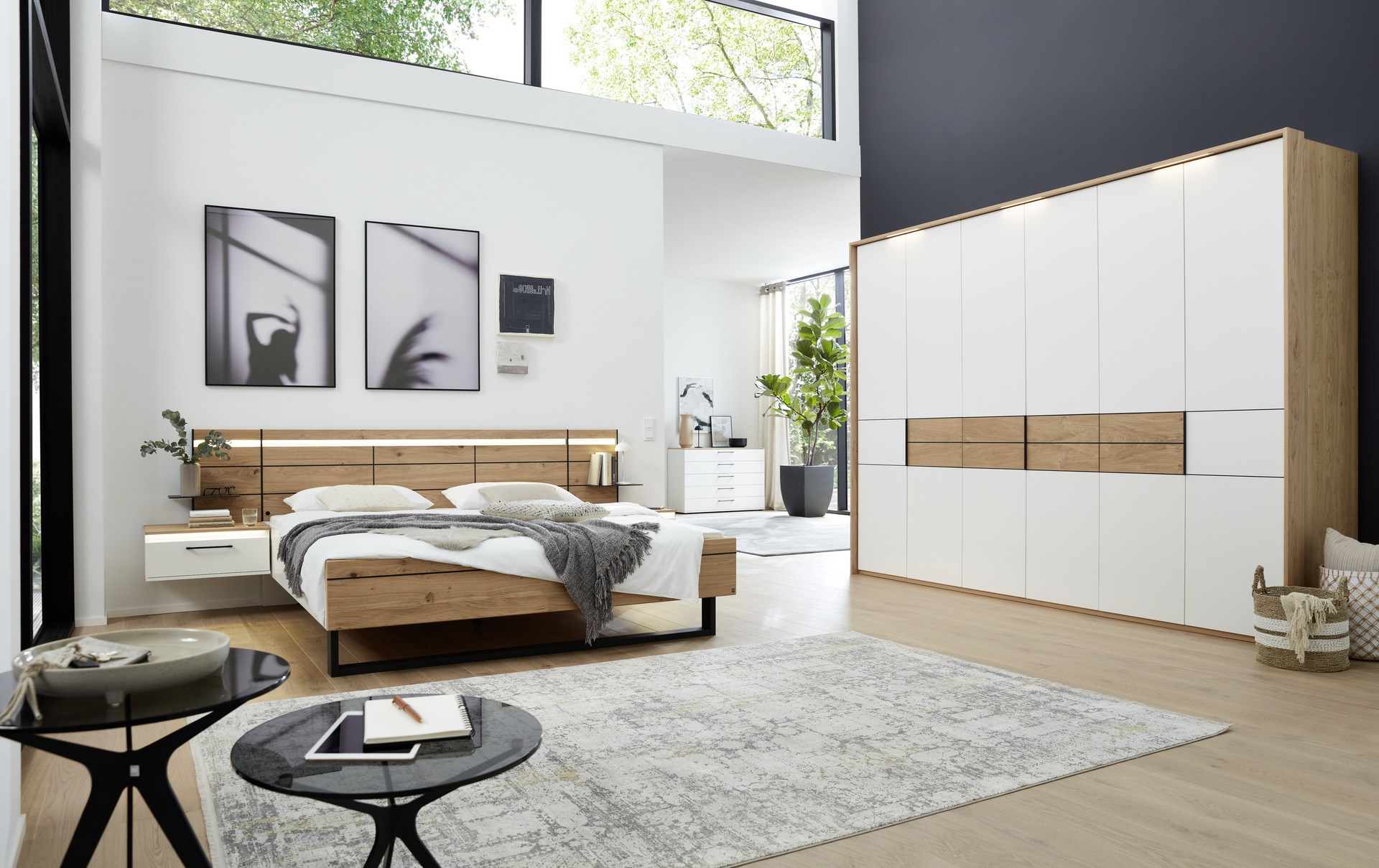 Musterring Schlafzimmer Madiva Balkeneiche furniert Absetzung Lack weiß